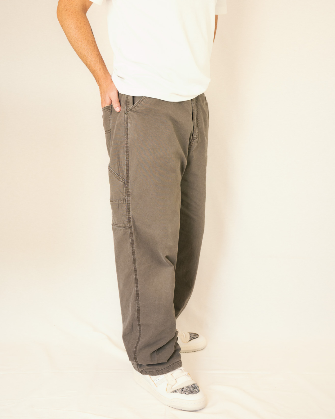 PANTALÓN CARPENTER  · T - 36 / 32 ( 46 en EU )