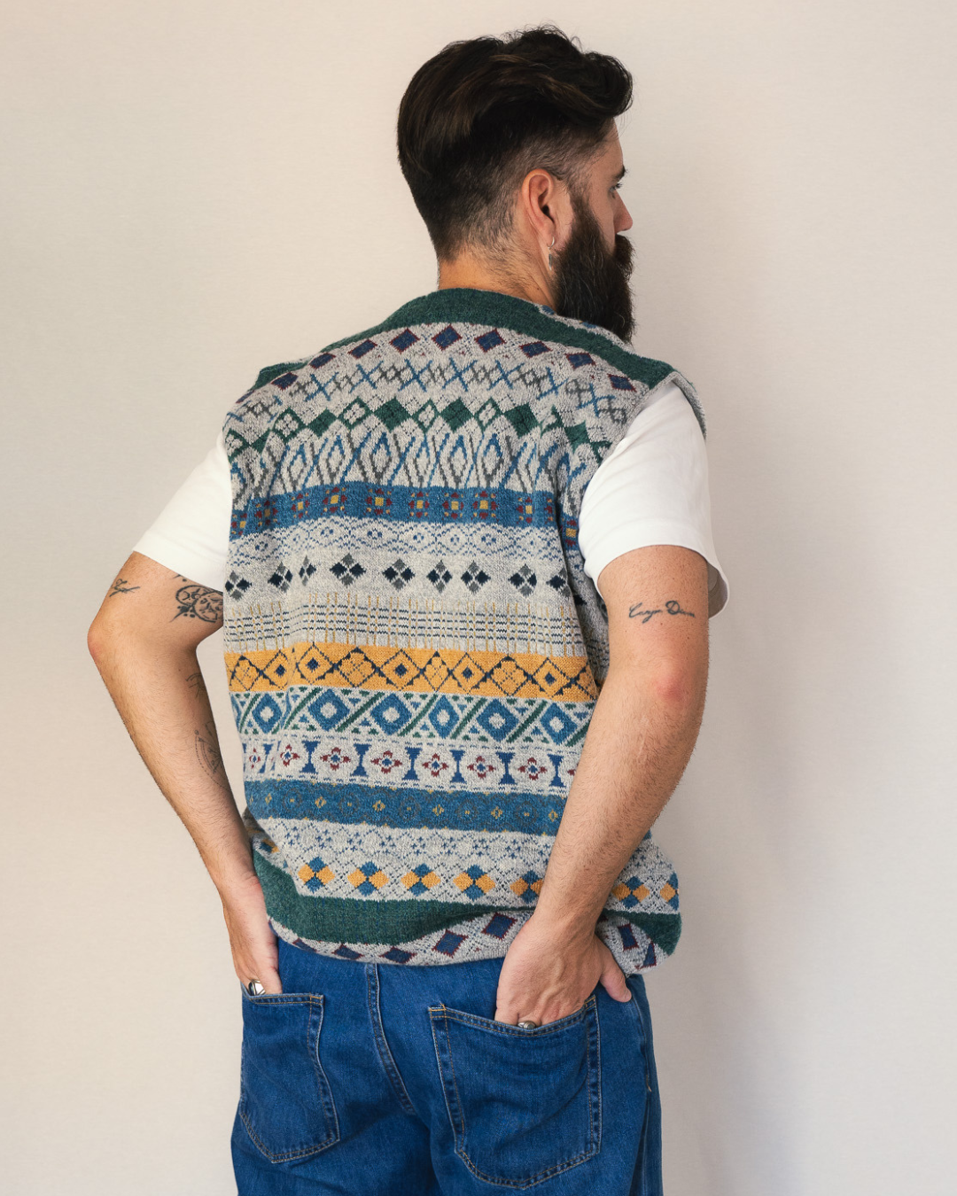 ETHNIC PRINTED KNIT VEST