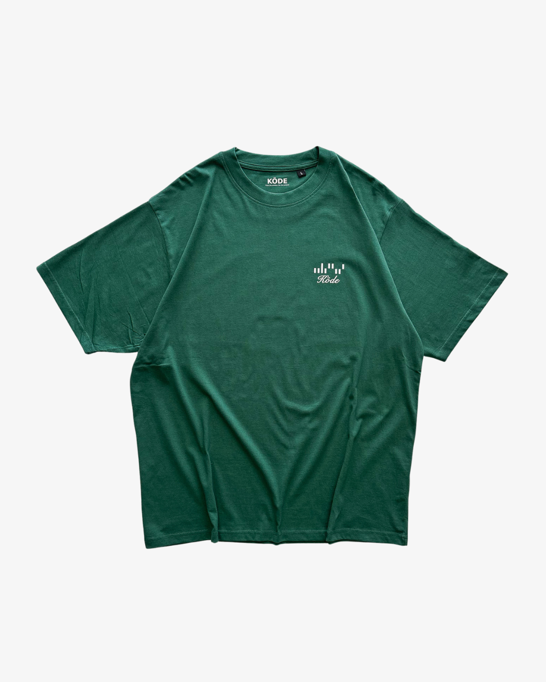 Camiseta SIGNATURE K Verde Bosque – DROP 001 | KÖDE