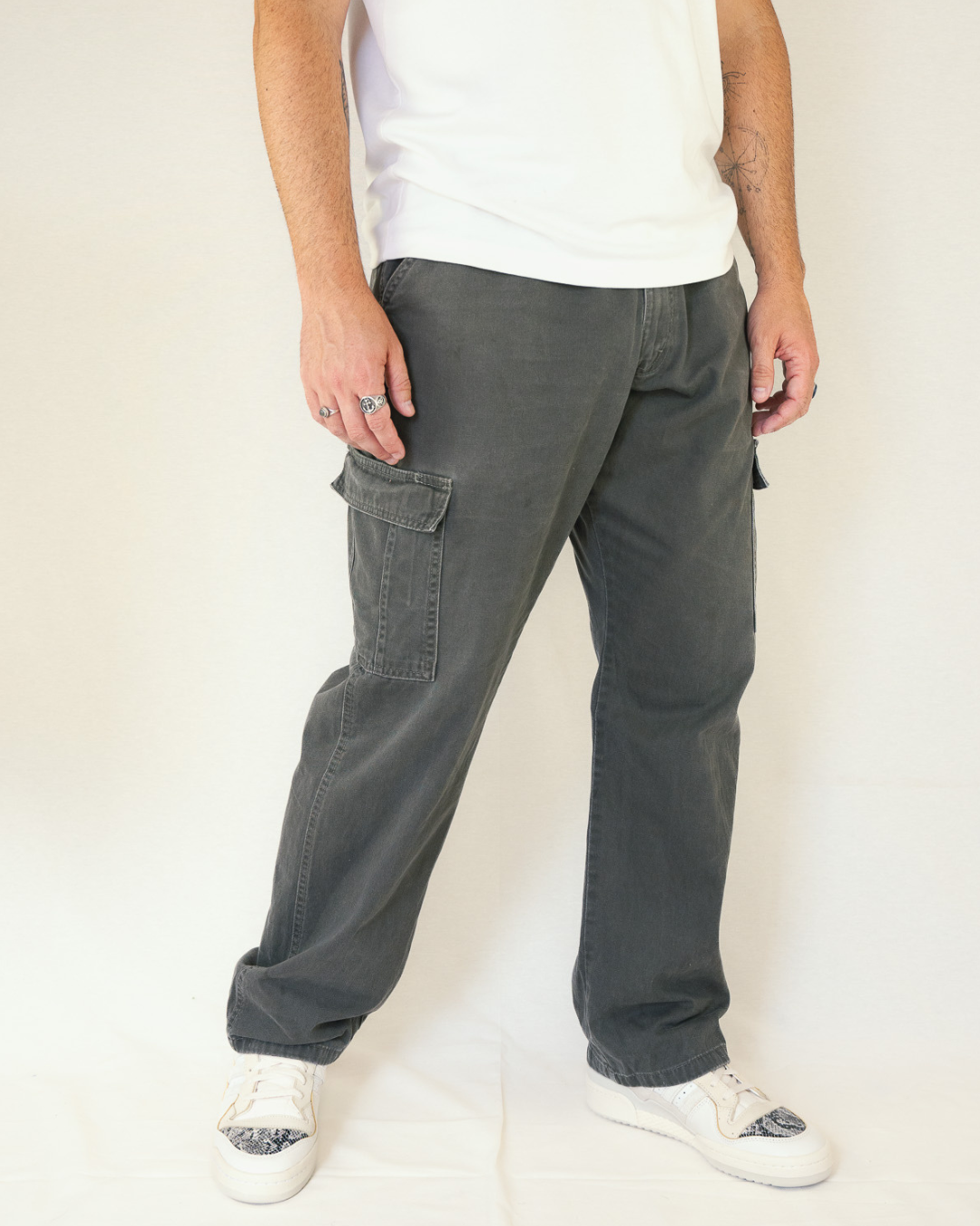 PANTALÓN CARGO WRANGLER · T - 36 / 32 ( 46 en EU )
