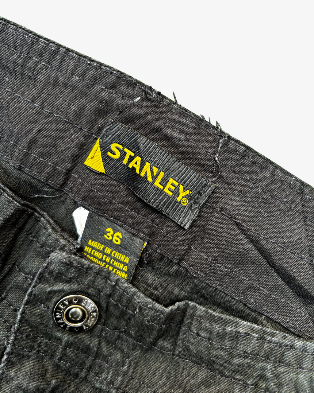 SHORT CARGO Y2K · T - 46