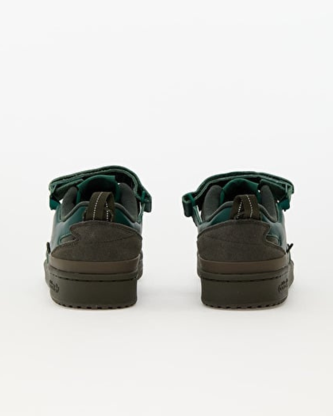 ZAPATILLAS ADIDAS ORIGINALS FORUM 84 CAMP LOW · Nº 42 - KÖDE