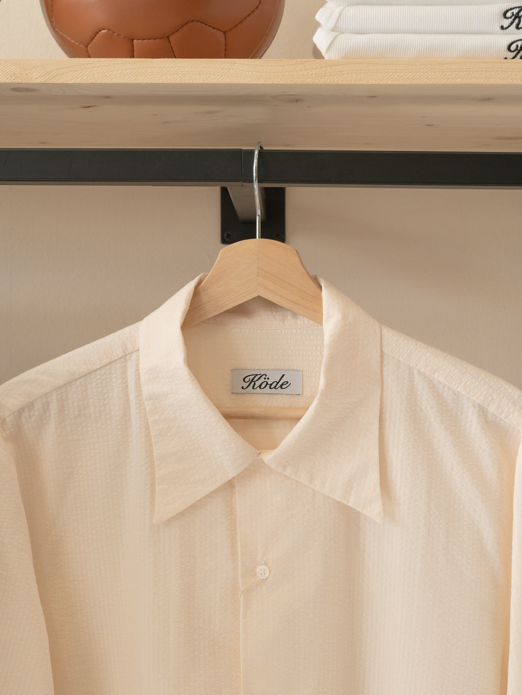 Seersucker Studio Shirt – Off White