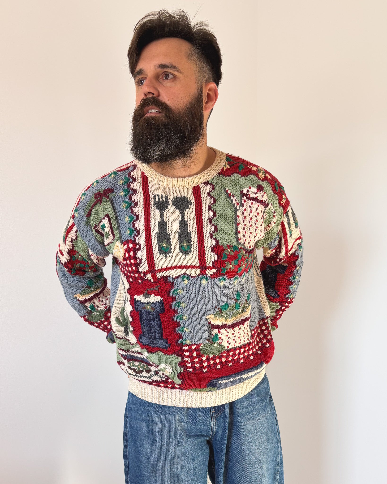 HAND KNITTED SWEATER · T - L