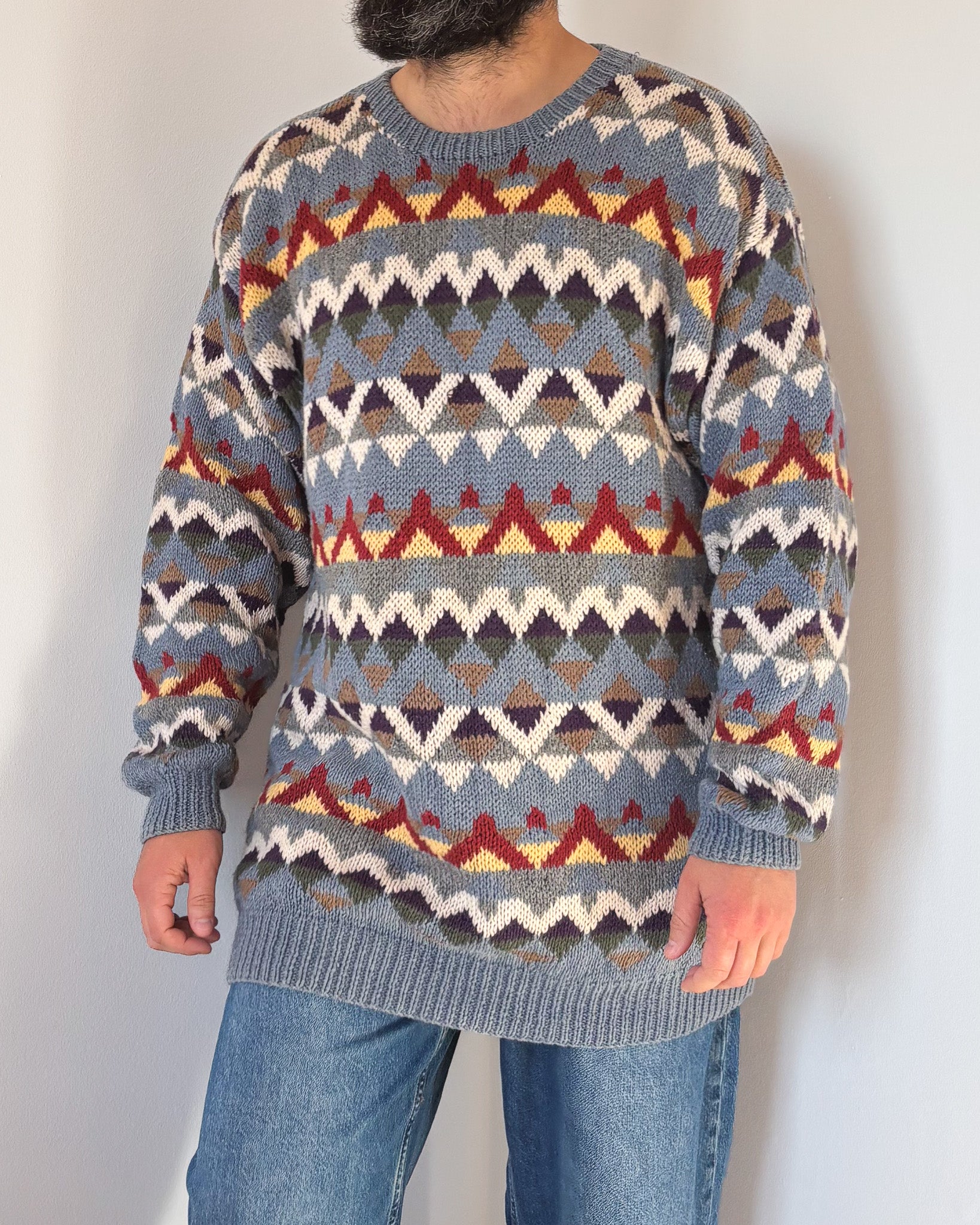 HAND KNITTED SWEATER · T - L