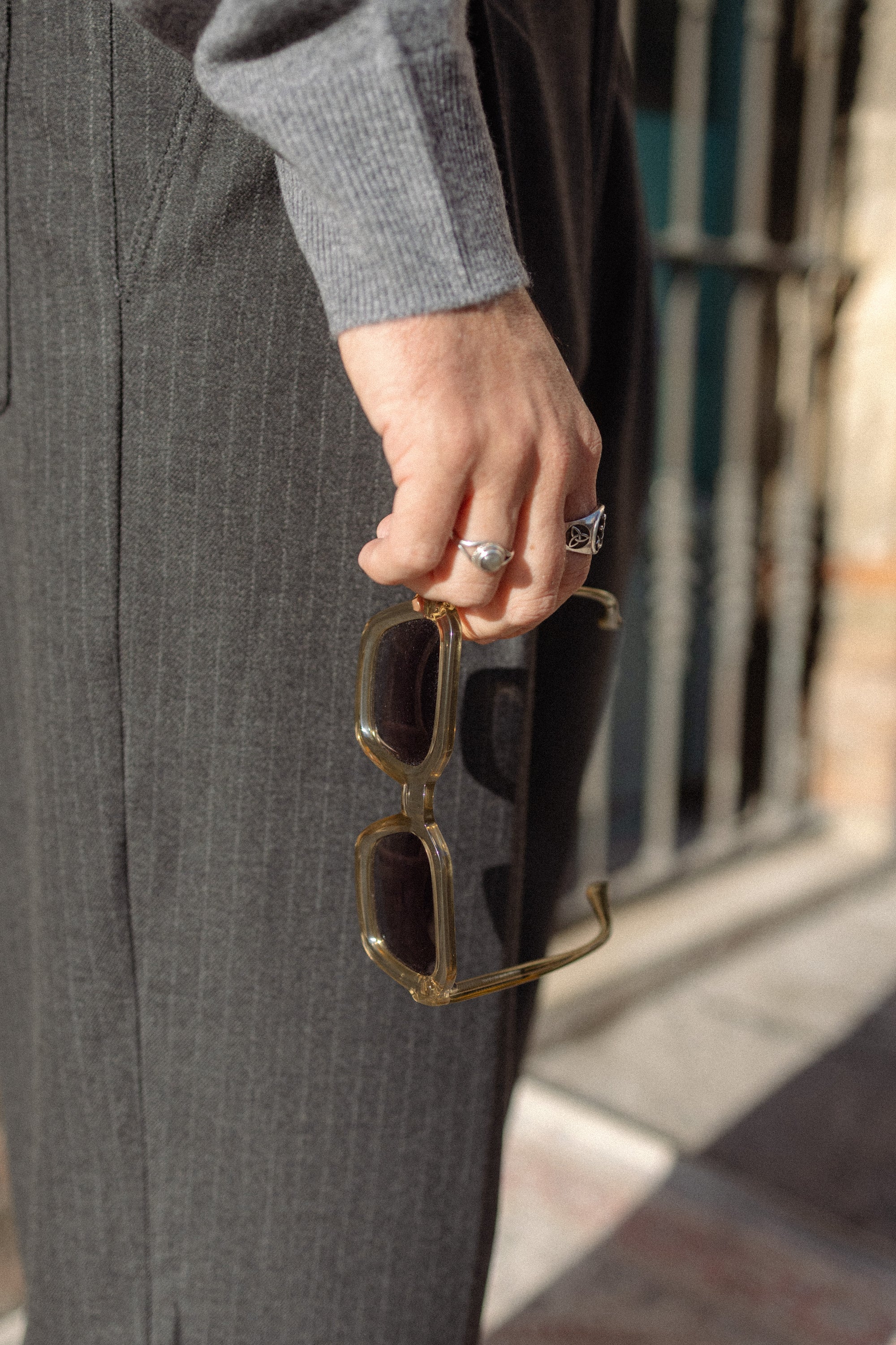 KÖDE × Vipsual – Montura Acetato Natural Cristal Ahumado