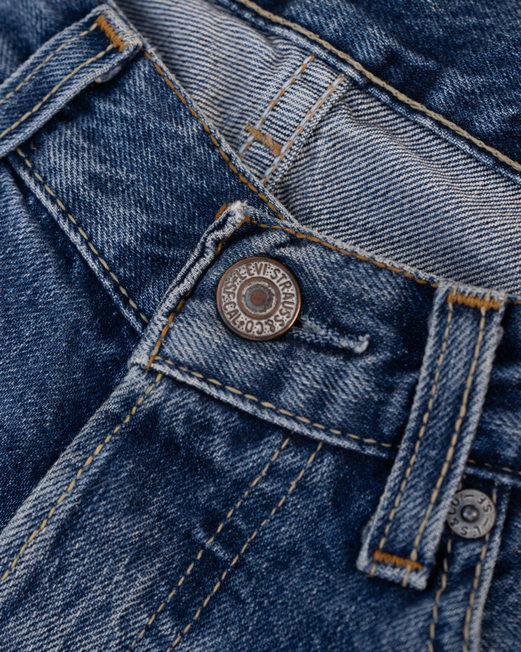 LEVI'S 508 REGULAR TAPER FIT JEANS