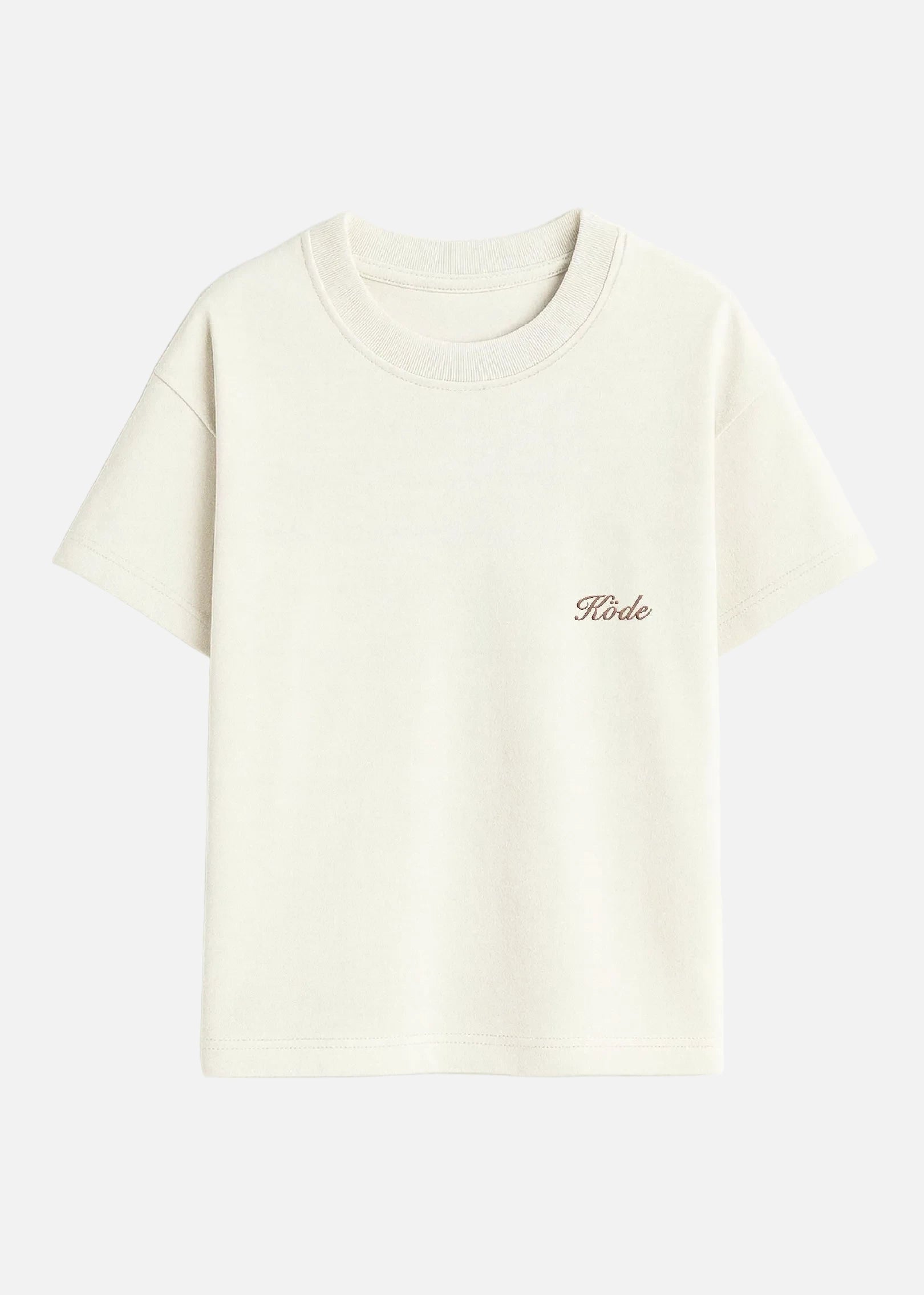 KÖDE CAMISETA ESENCIAL CREMA — LOGO BORDADO 3D
