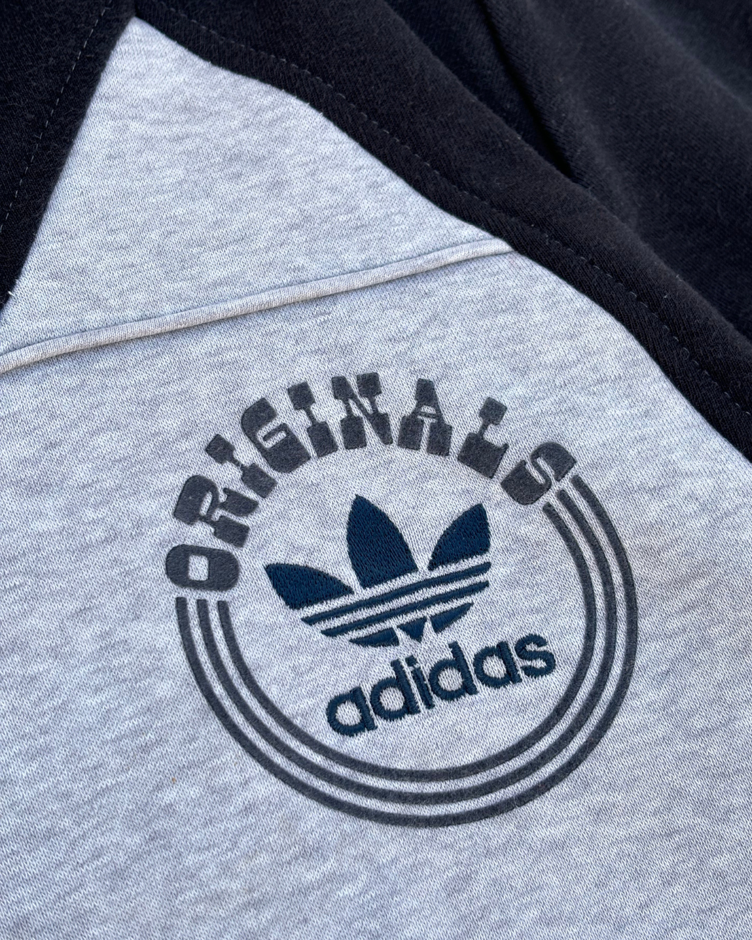 SUDADERA ADIDAS 90s REWORK • T - M